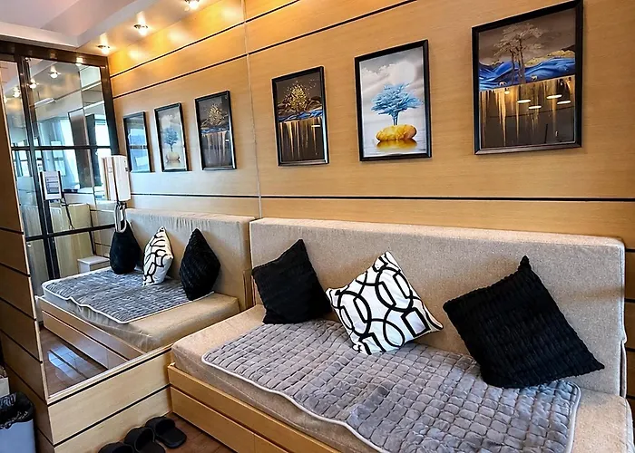 23f Skyline View Air Residences Makati Fast Wifi Manila
